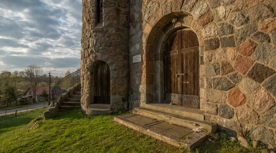 Rasząg – Historia i Rozwój Wsi w Sercu Warmii